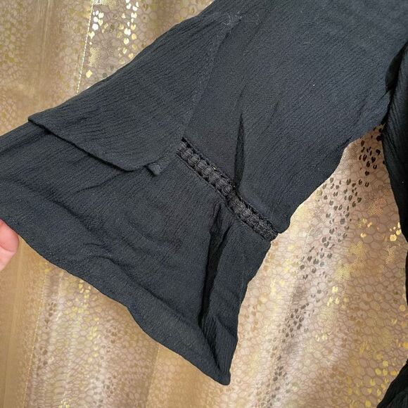 Abercrombie & Fitch Womens Small Black Wrap Lace Detail Romper One Piece Pockets - Picture 3 of 6